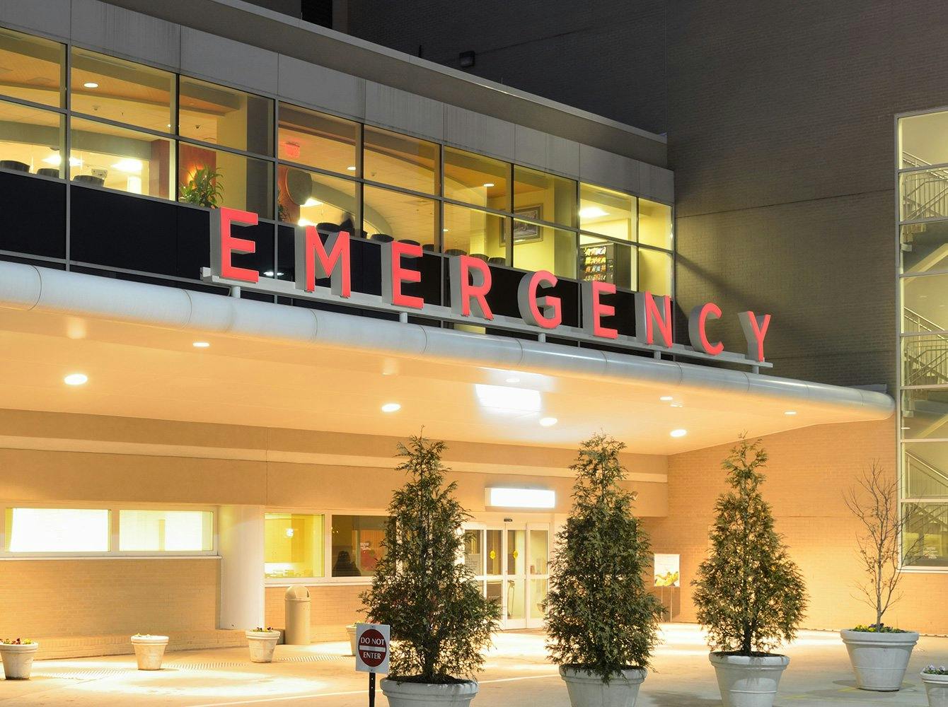 front entrance of an emergency room